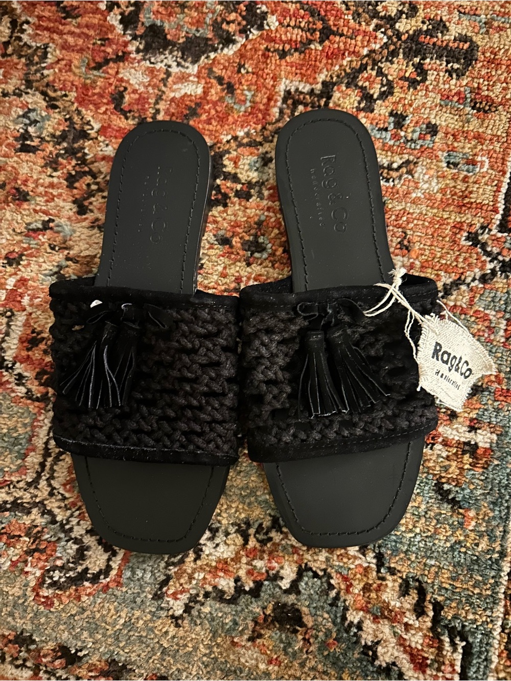 rag & bone HANDWOVEN NATURAL BLACK TASSEL FLATS